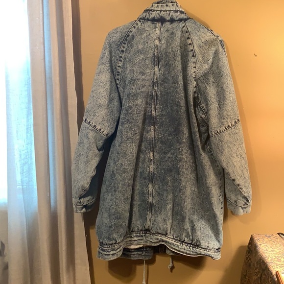 Vintage Jean Jacket - Picture 4 of 4
